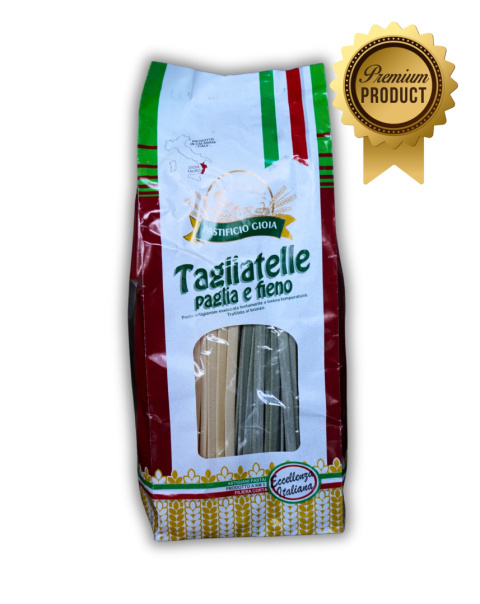 Tagliatelle "słoma i siano" Tagliatelle "słoma i siano"